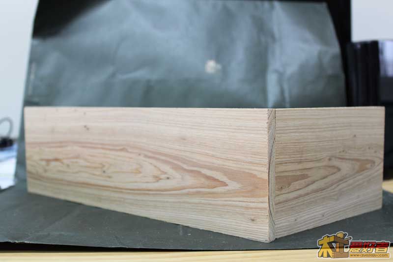 box002.jpg