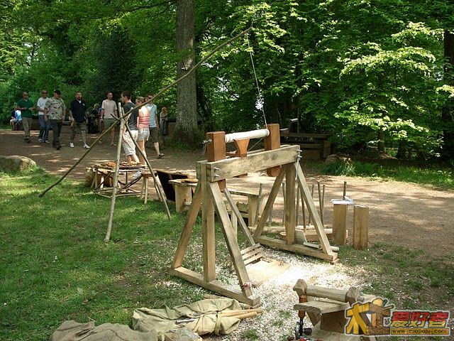 Drawknife_Clamp_and_Pole_Lathe.jpg