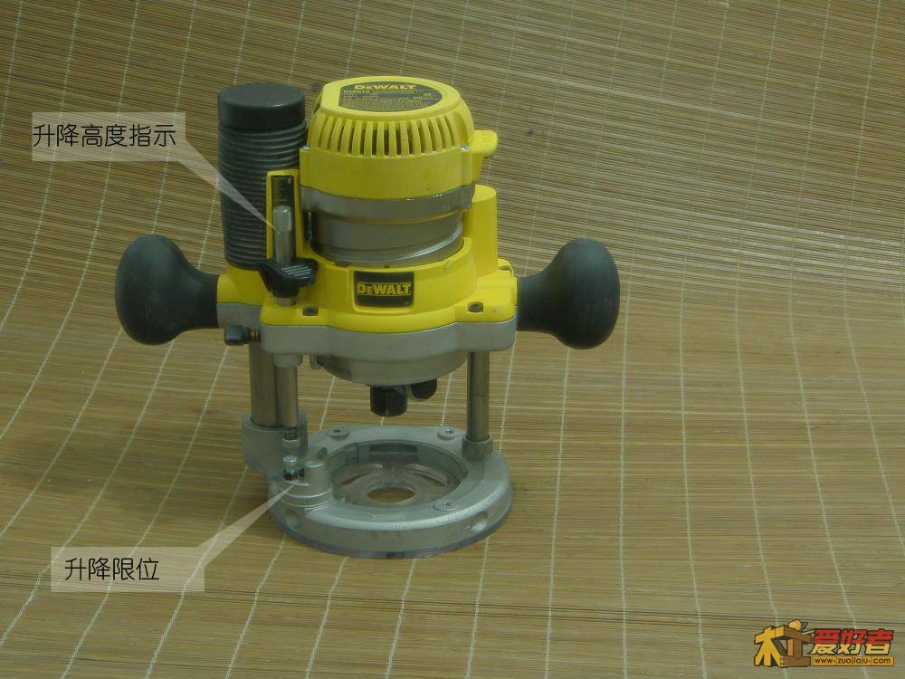 下压底座3.jpg