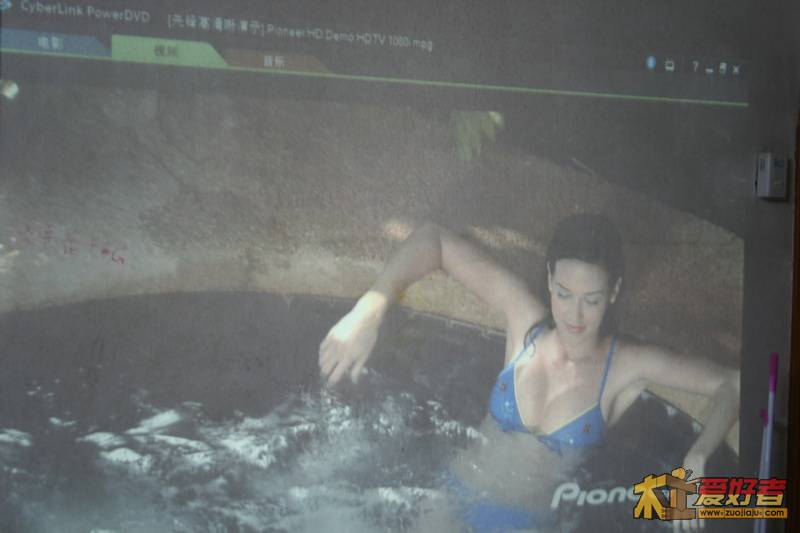 关灯屏摄