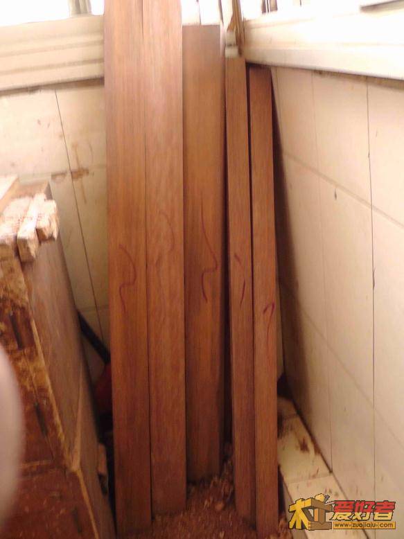 S2050009.jpg