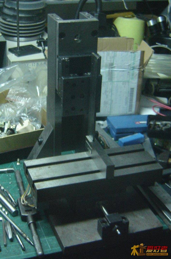 工作台、滑台、机身试装配调试