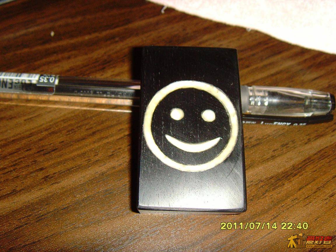 成品！！特意没穿孔，我儿子手小 拿着正好，还可以学习是压作业。