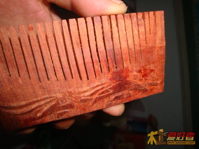 雕刻出大体形状