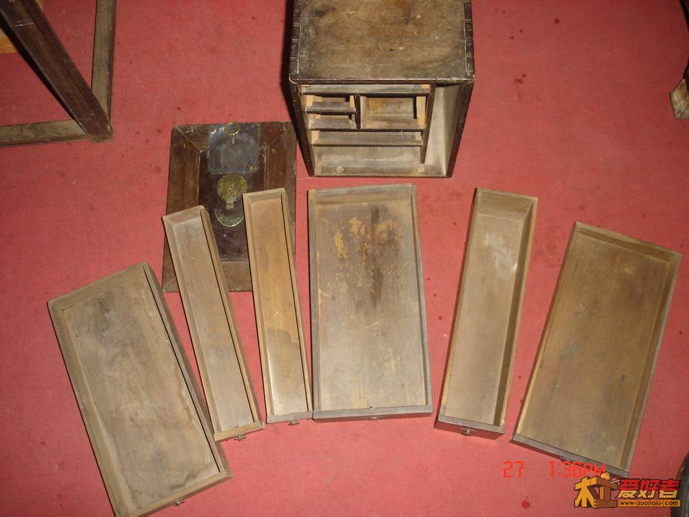 金丝楠木药箱A 38x23x31 03.jpg