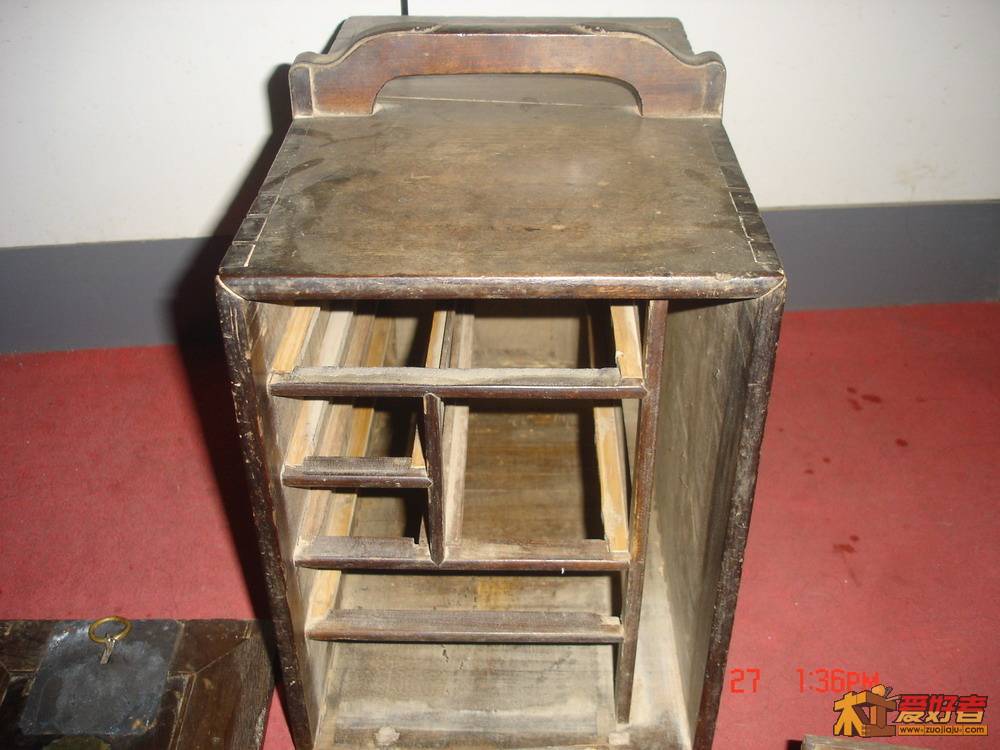 金丝楠木药箱A 38x23x31 04.jpg