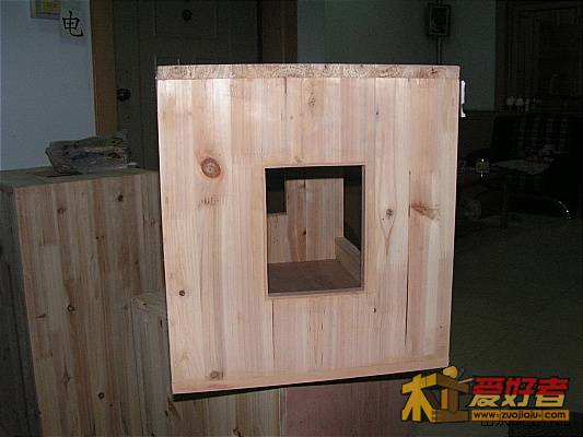 就中间的窟窿