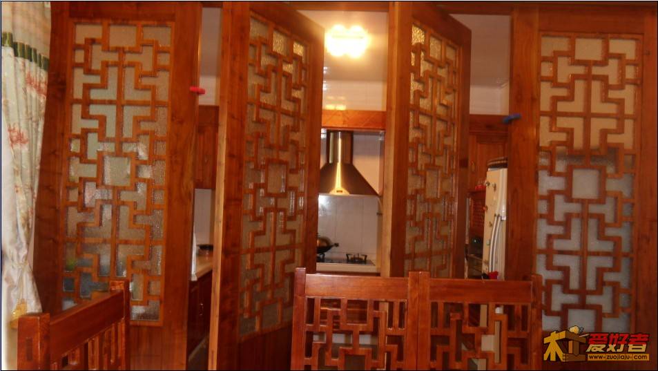 厨房与餐厅.jpg