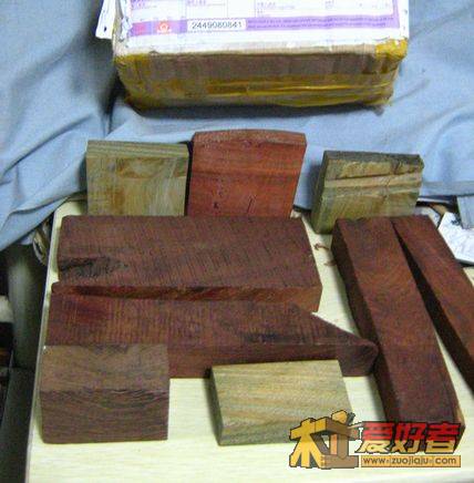 资深木匠木工乙寄来的红木木料 004.jpg