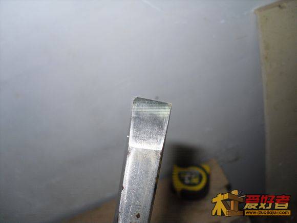 贴钢线很清楚