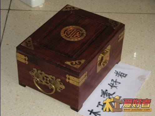 红木首饰盒.jpg
