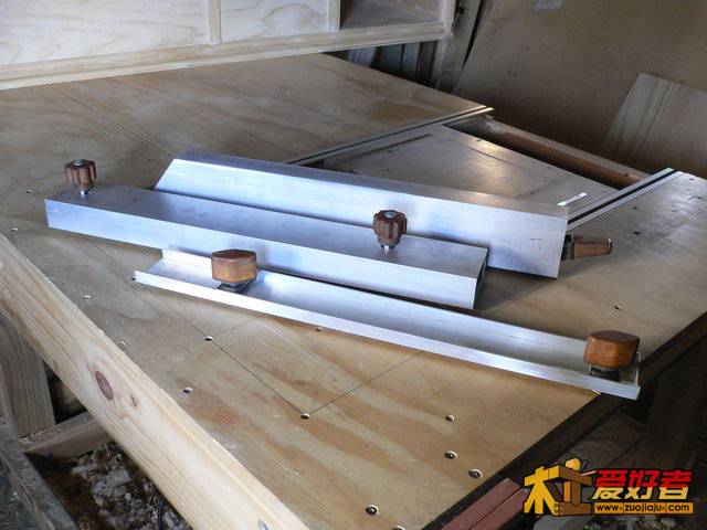 11、完工的靠山.JPG