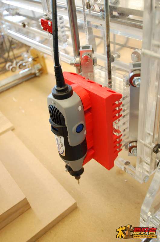 rainbowlazer_dot_com_cnc_dremel_mount.jpg