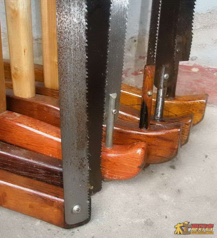 图6锯钮下