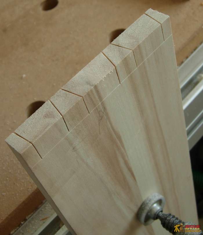 sawdovetail.jpg