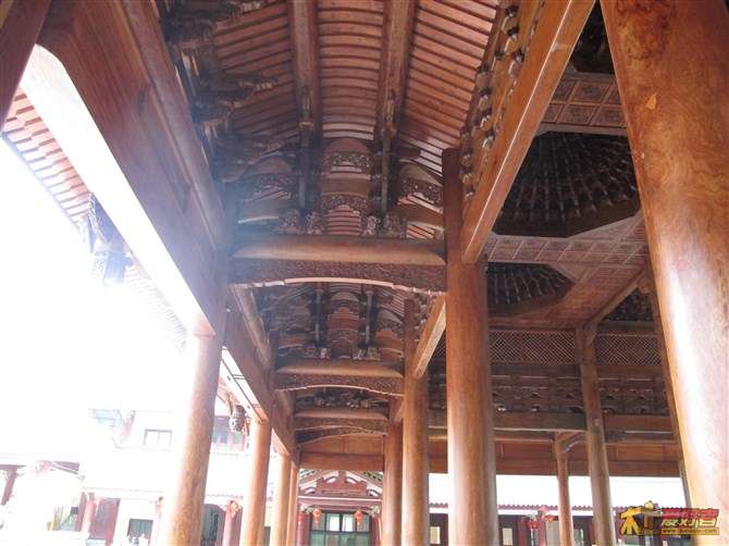 psbCA1VFK3J.jpg