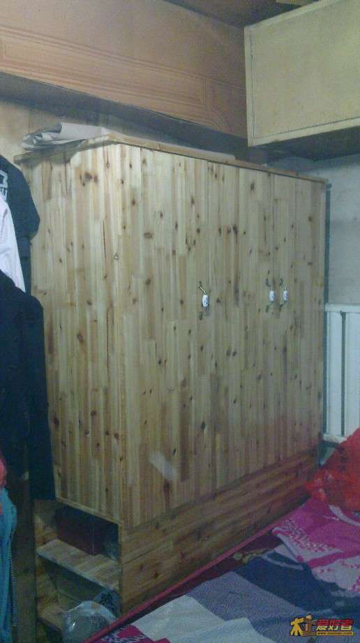 完工了   根据位置设计的。请大家拍砖。