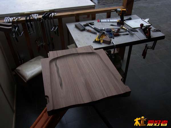2009352gqoofy8qpgbry64.jpg