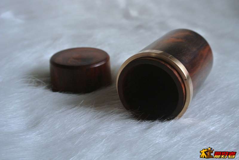 1752564qucoouitfptbtqj.jpg