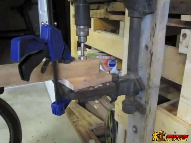 The Foot Powered (Treadle) Lathe 030.jpg