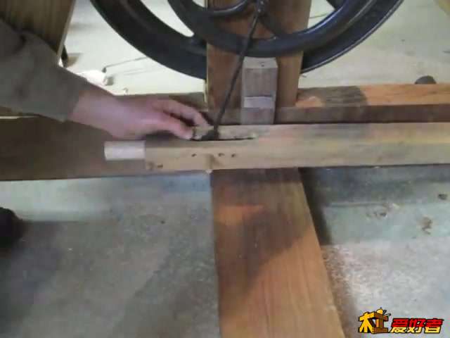 The Foot Powered (Treadle) Lathe 032.jpg