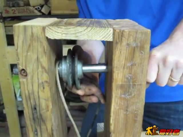 The Foot Powered (Treadle) Lathe 056.jpg