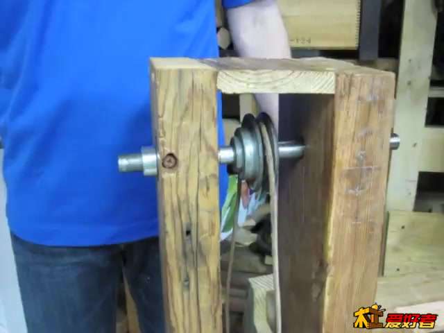 The Foot Powered (Treadle) Lathe 057.jpg