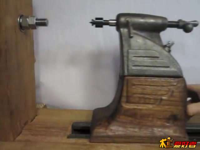 The Foot Powered (Treadle) Lathe 077.jpg
