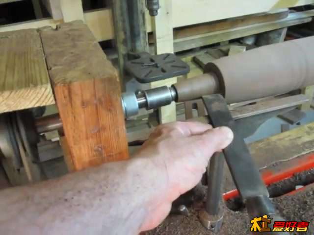 The Foot Powered (Treadle) Lathe 092.jpg