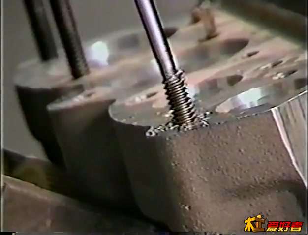 Grabit Micro Drill Out Broken Bolt Remover 40.jpg