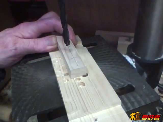 Crazy Dowel Jig that works  (12).jpg