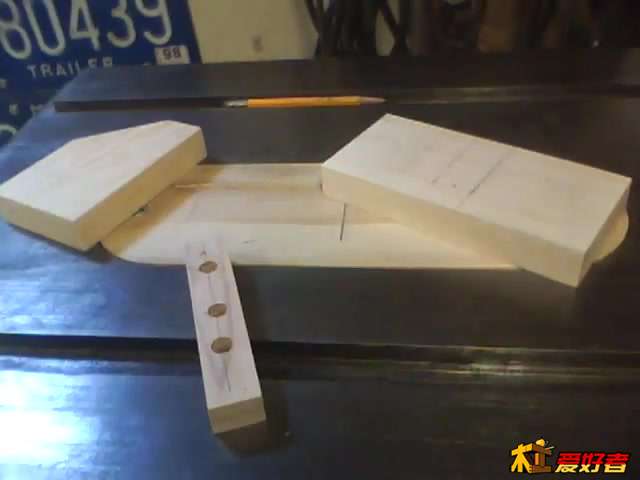 Crazy Dowel Jig that works  (14).jpg