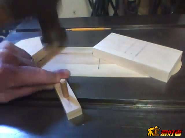 Crazy Dowel Jig that works  (15).jpg