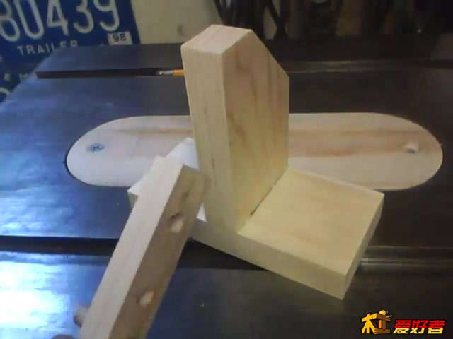 Crazy Dowel Jig that works  (18).jpg