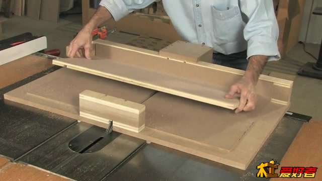grooves dadoes rabbet 173.jpg