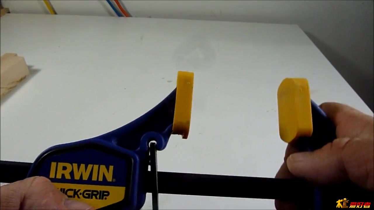 Long-reaching wooden clamp extensions 006.jpg