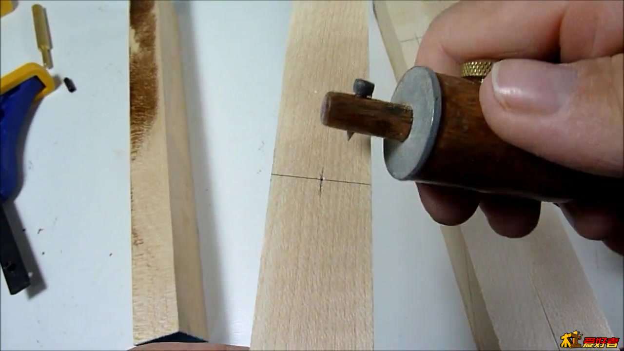 Long-reaching wooden clamp extensions 028.jpg
