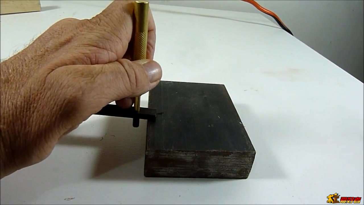 Long-reaching wooden clamp extensions 094.jpg