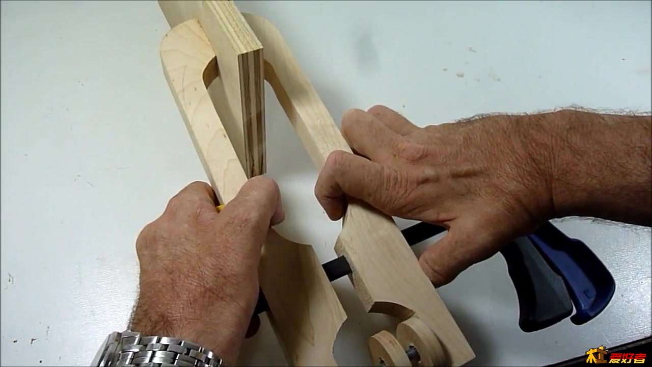 Long-reaching wooden clamp extensions 186.jpg
