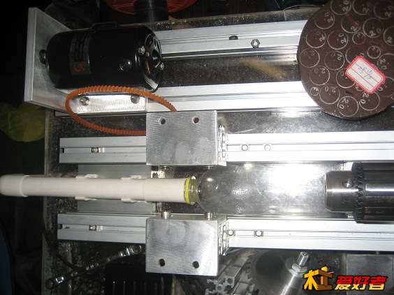 24集尘器正面.jpg