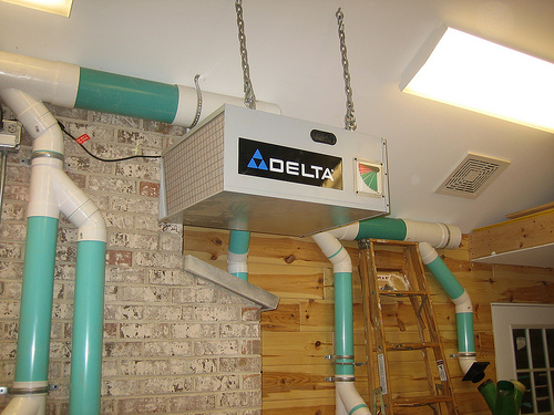 Woodshop-Dust-Control-1.jpg