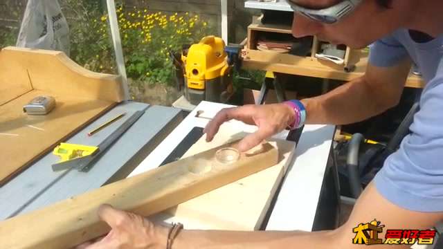 Make a simple tea light holder beginners woodworking 04.jpg