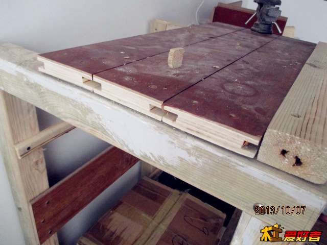 工具台3.jpg