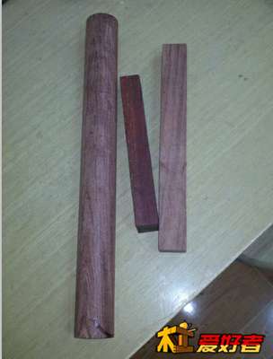 一个擀面杖+两个礼物