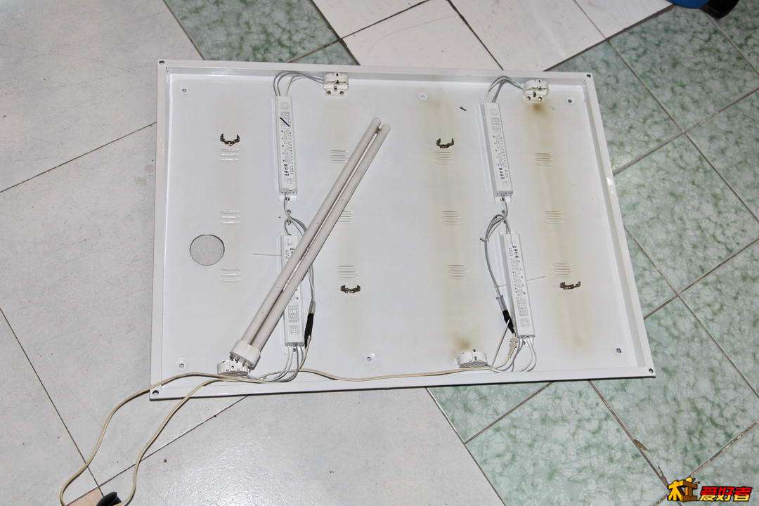吸顶日光灯改led灯_0007.JPG