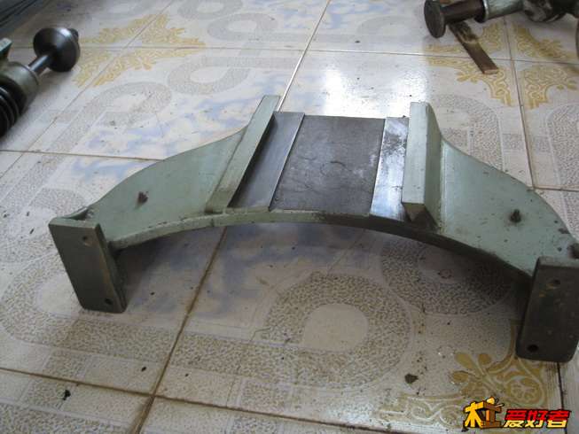 全铸铁，简单，耐用