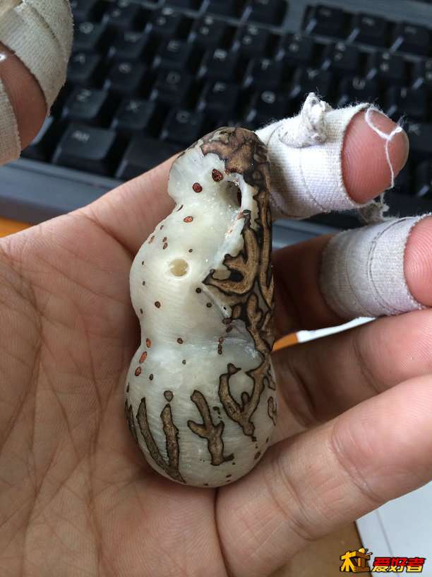上刻刀，修外形