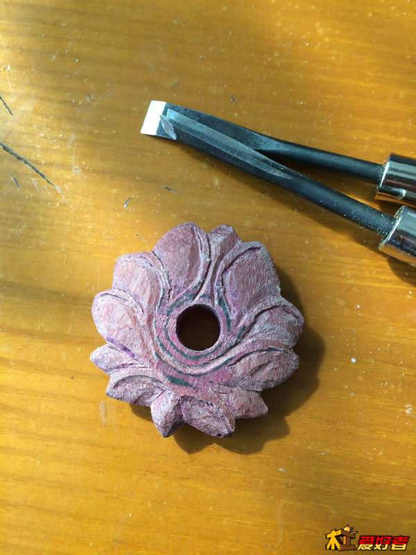 慢慢的刻线条