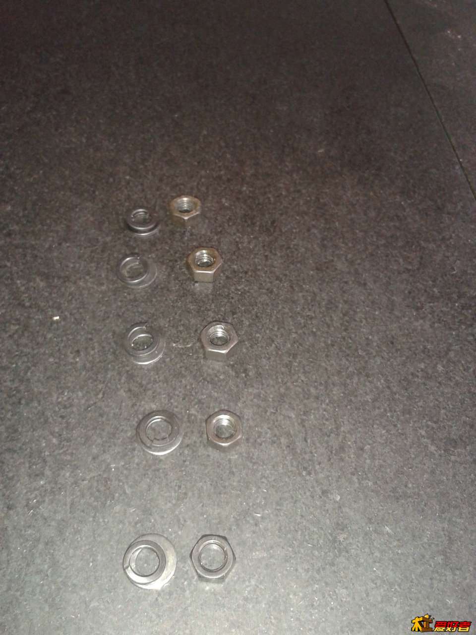 紧固螺钉马齐