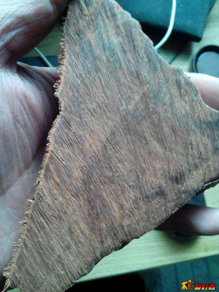 较硬